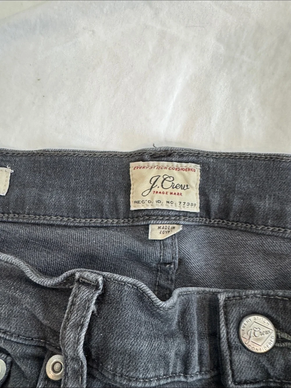 J Crew Men's Black Denim Jeans - Versatile Everyday Style 484 Slim Fit